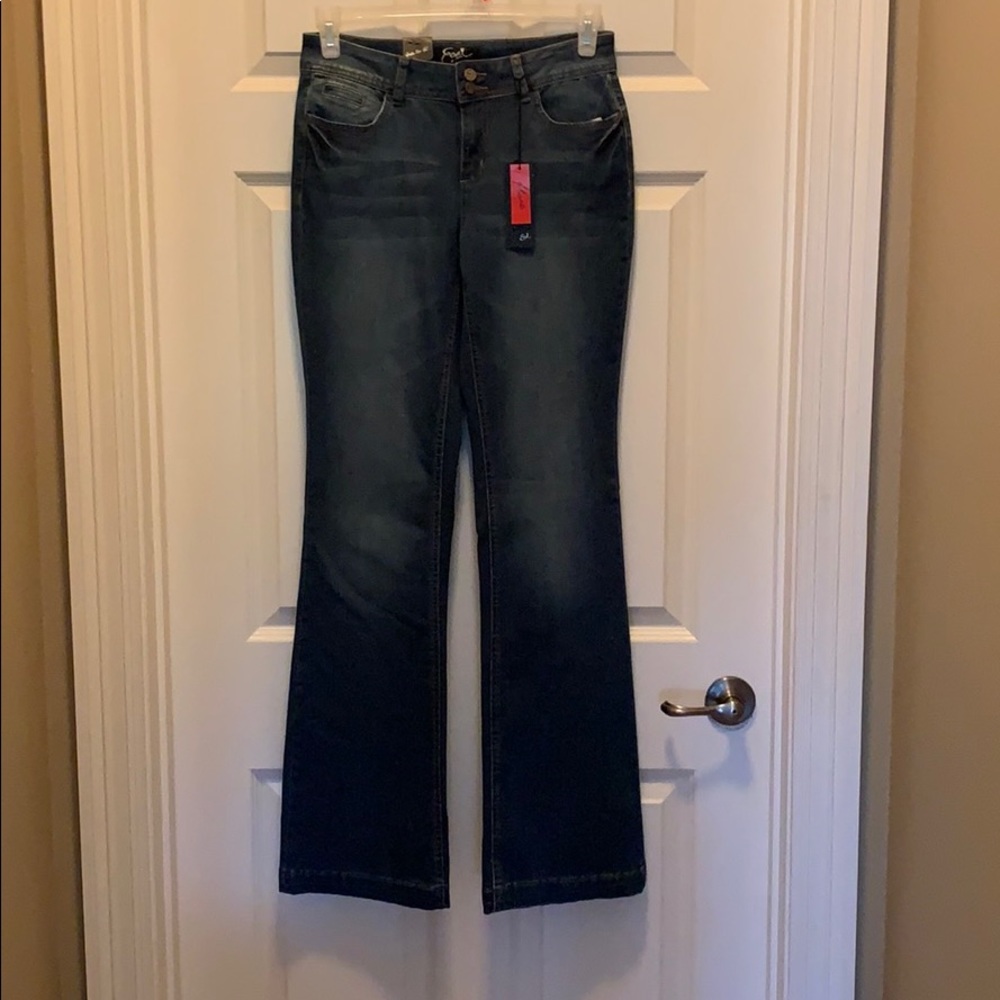 Earl Jeans